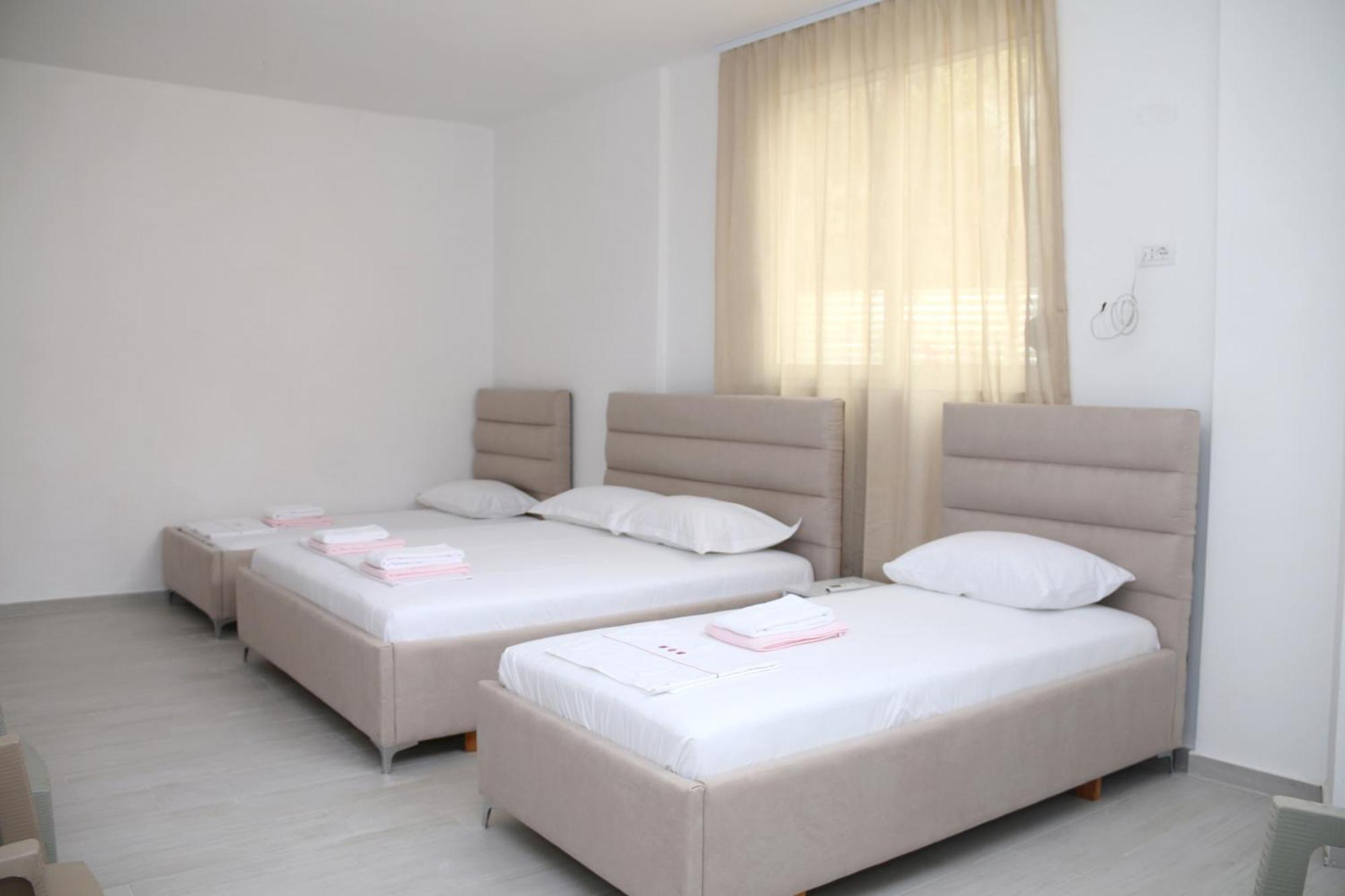 Vila Jovani Sarandë Buitenkant foto